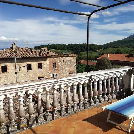 Mansarda Con Solarium Panoramico Su Centro Storico Di Sarteano Vicino Alle Famose Terme Della Val D'Orcia Lejlighed Eksteriør billede