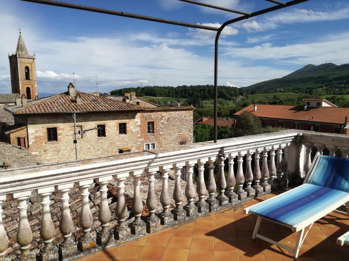 Mansarda Con Solarium Panoramico Su Centro Storico Di Sarteano Vicino Alle Famose Terme Della Val D'Orcia Lejlighed Eksteriør billede